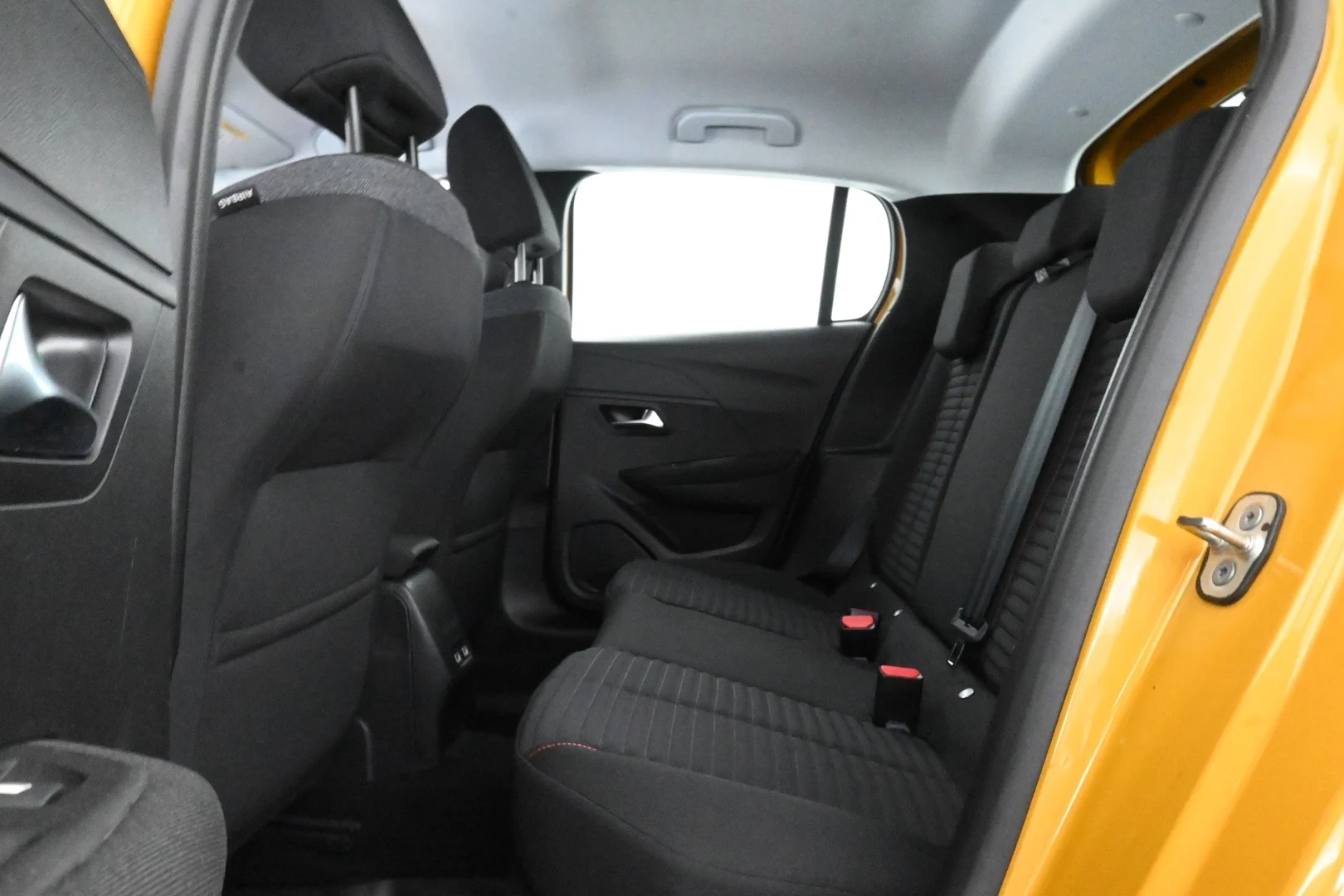 Car Image - 5S6OIYH1xY0Qga2K1EfDNv