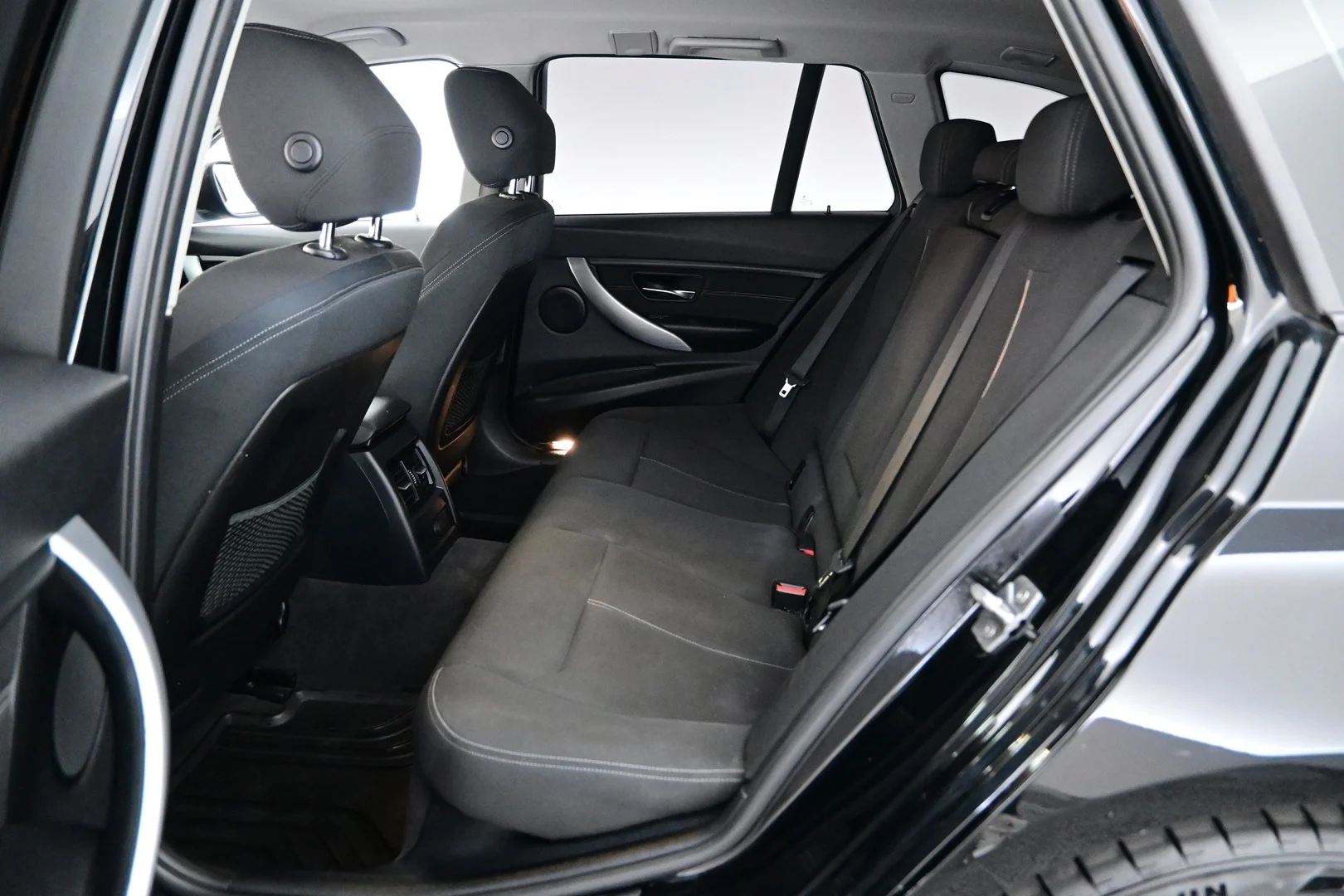 Car Image - 1mJgNUv7tmtBExlt7VLTMT