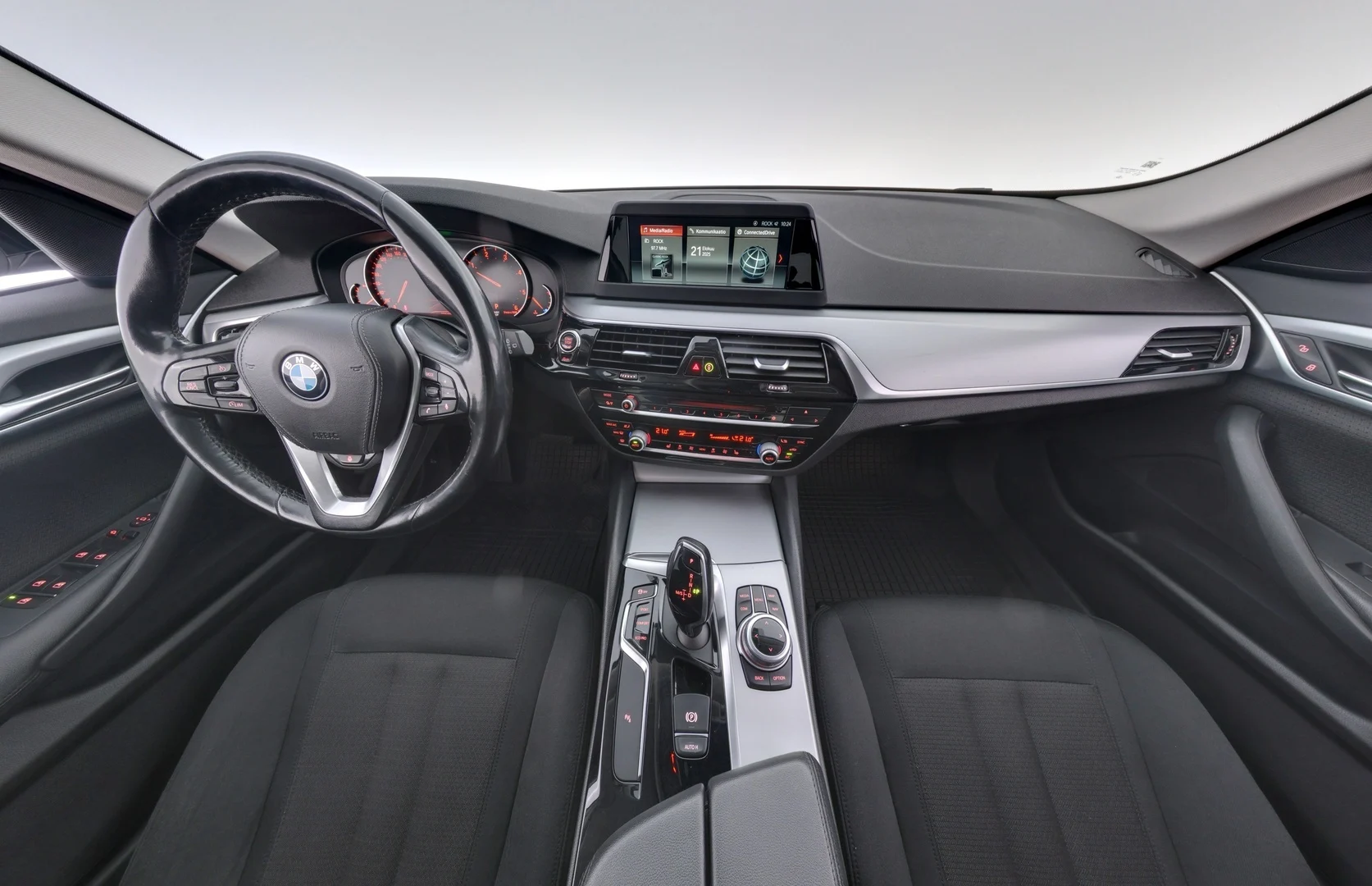 Car Image - 7DBPHjcUB2NbmSWwl84NoG