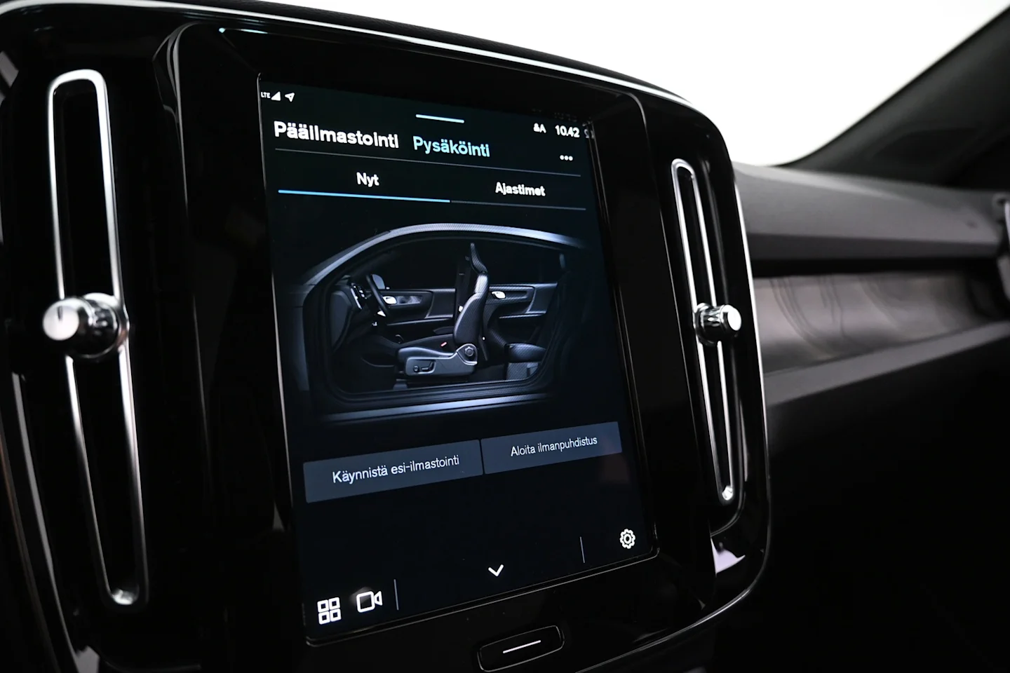 Car Image - 3QUSGtyxDFn3nU3go9embl