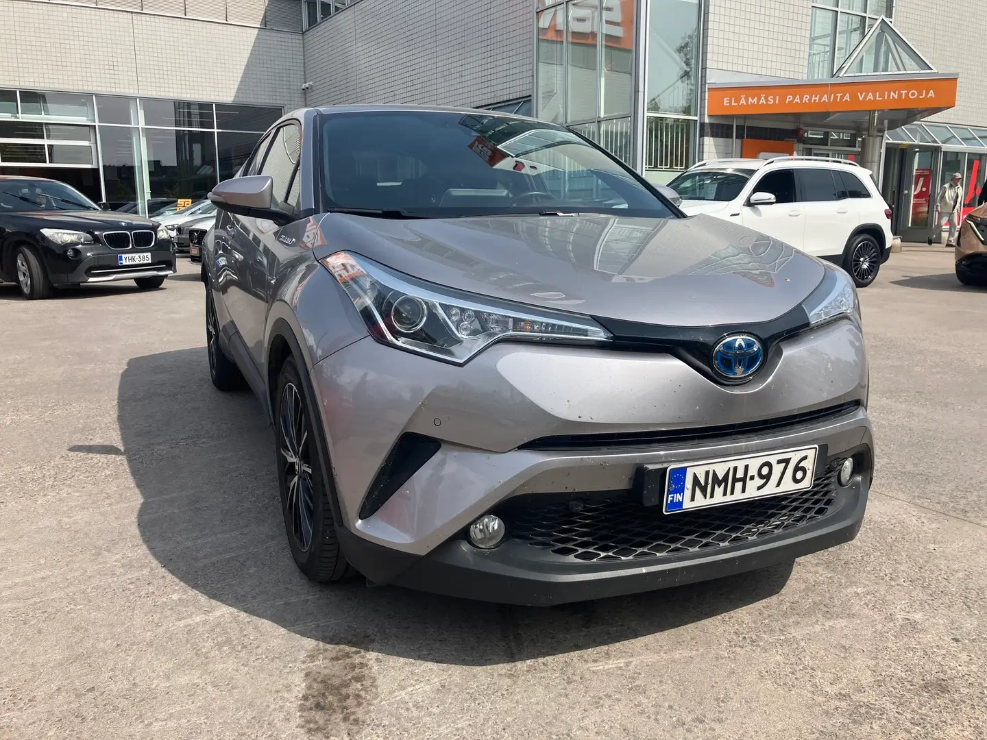 Car Image - 3Q1amyIJPYrZ0STkg3pSBx