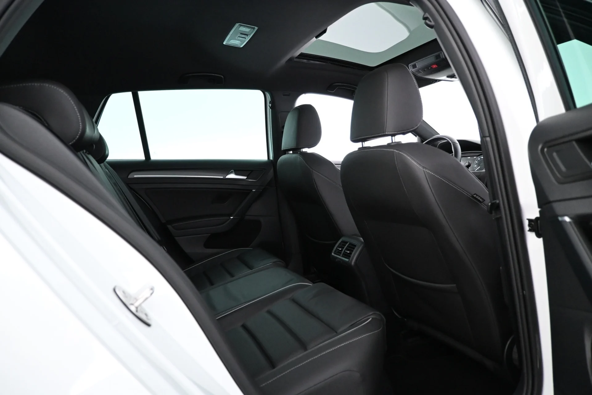 Car Image - 6X3qLXfvk3VQw3sTL3lyQJ