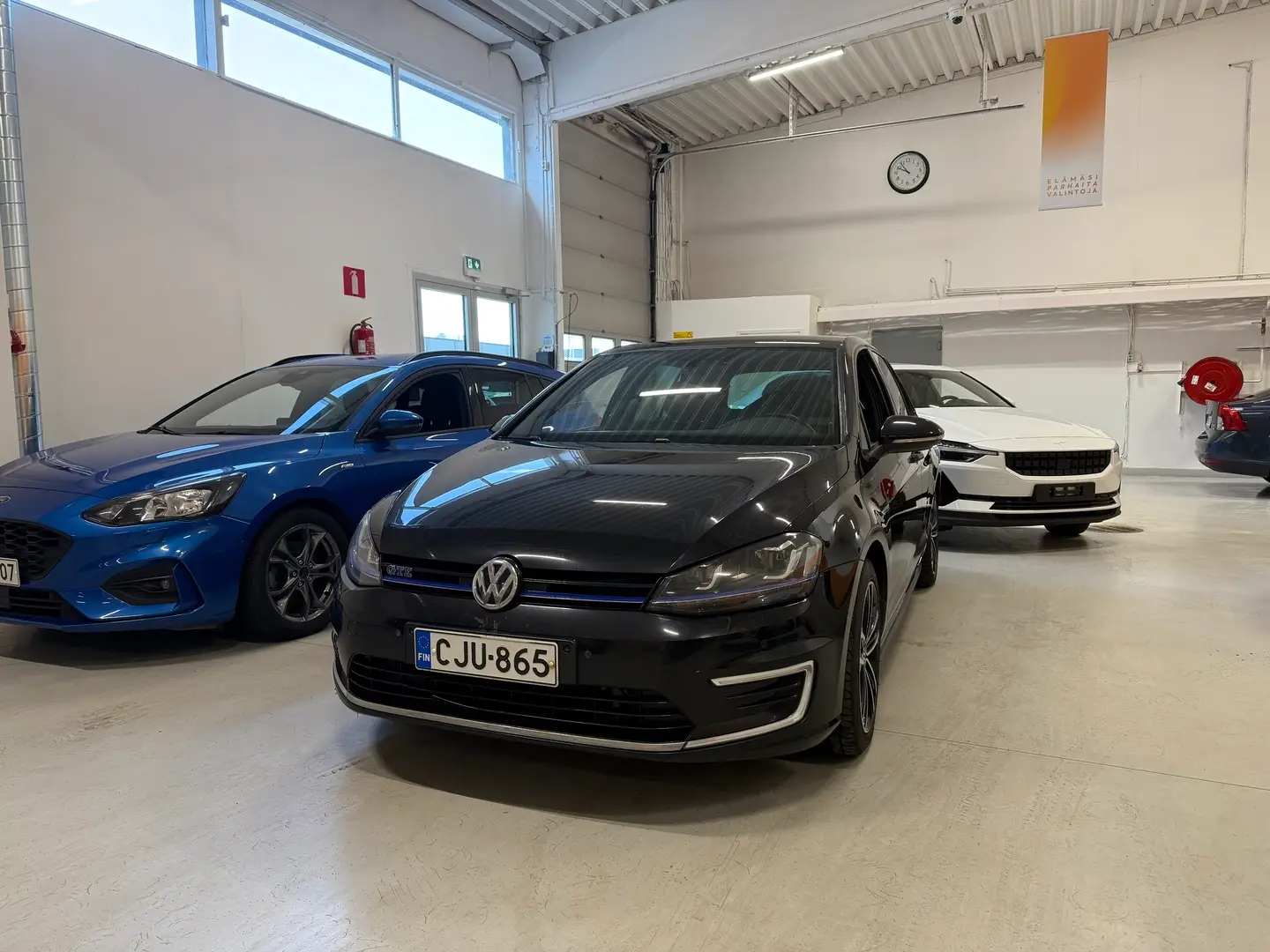 Car Image - 74CP2u5TMS9qwrkX1Zwg9m
