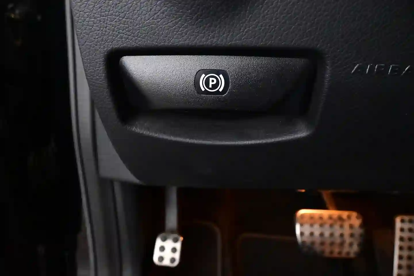 Car Image - 3HLls2Rp3LD0YhvkWV3iQV