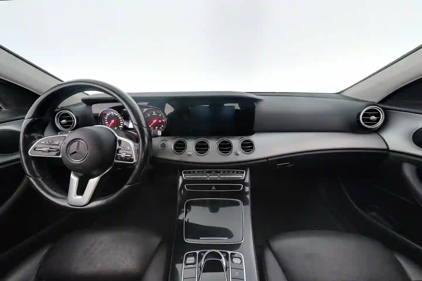 Car Image - 6S7HdpMqQaBxi0x1N3ZODT