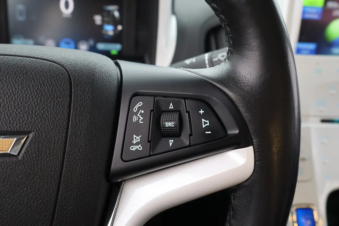Car Image - 4WYf66vOo9XGFezRqtRTK2