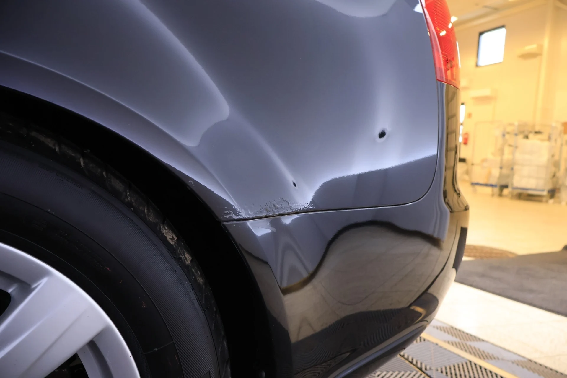 Car Image - 5h3MBOPGwTpGnFZCUZB6m9