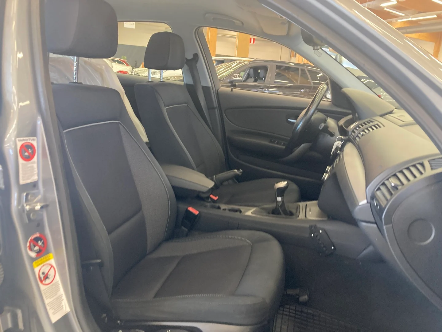 Car Image - 17mRKy1hlgkmXzBNQA96Yf