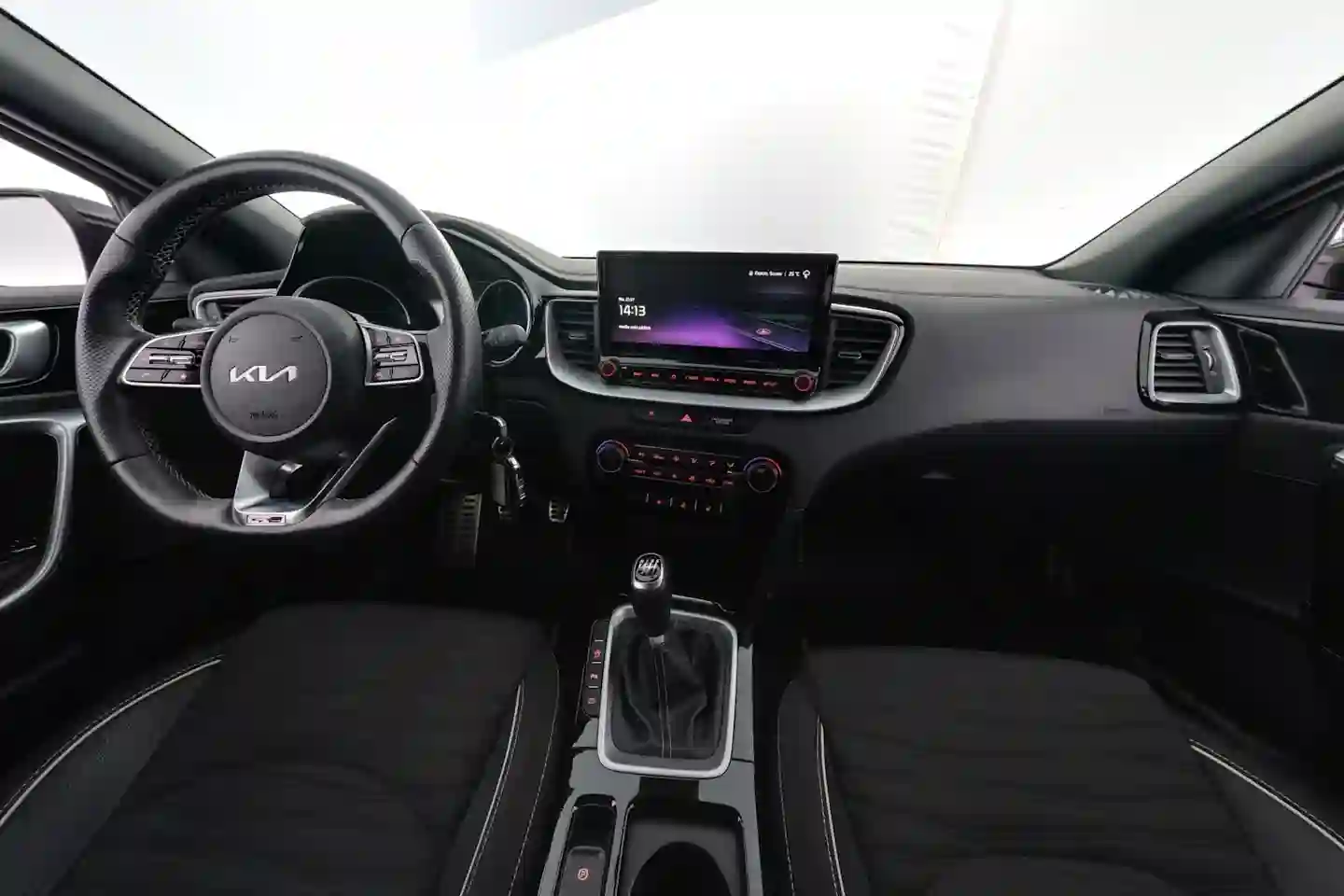 Car Image - 1afBniKKkVOUEPQ3G2tUGa