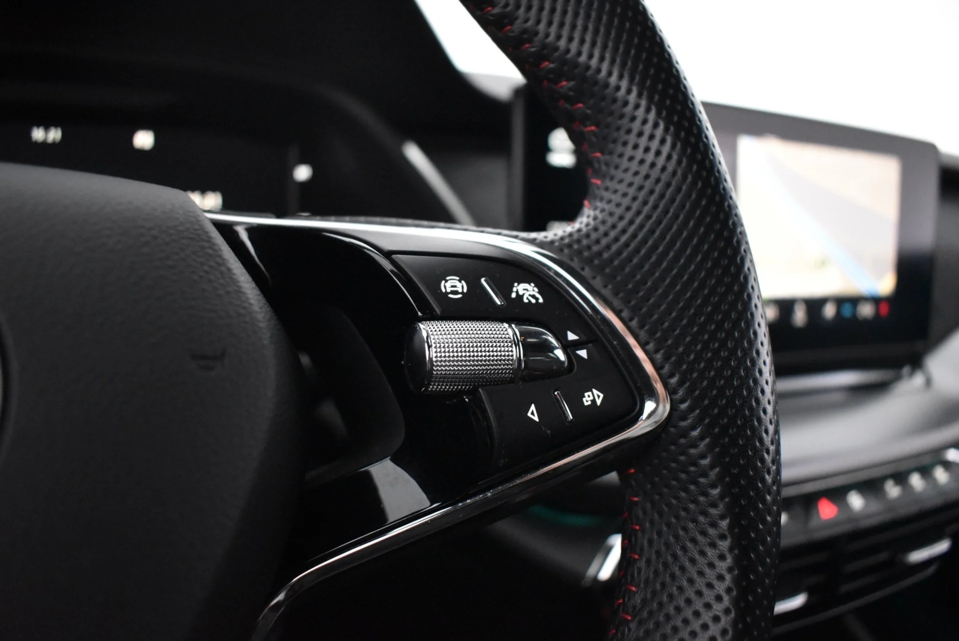 Car Image - 6MXRxYufl2UEOw0RQSQwNv