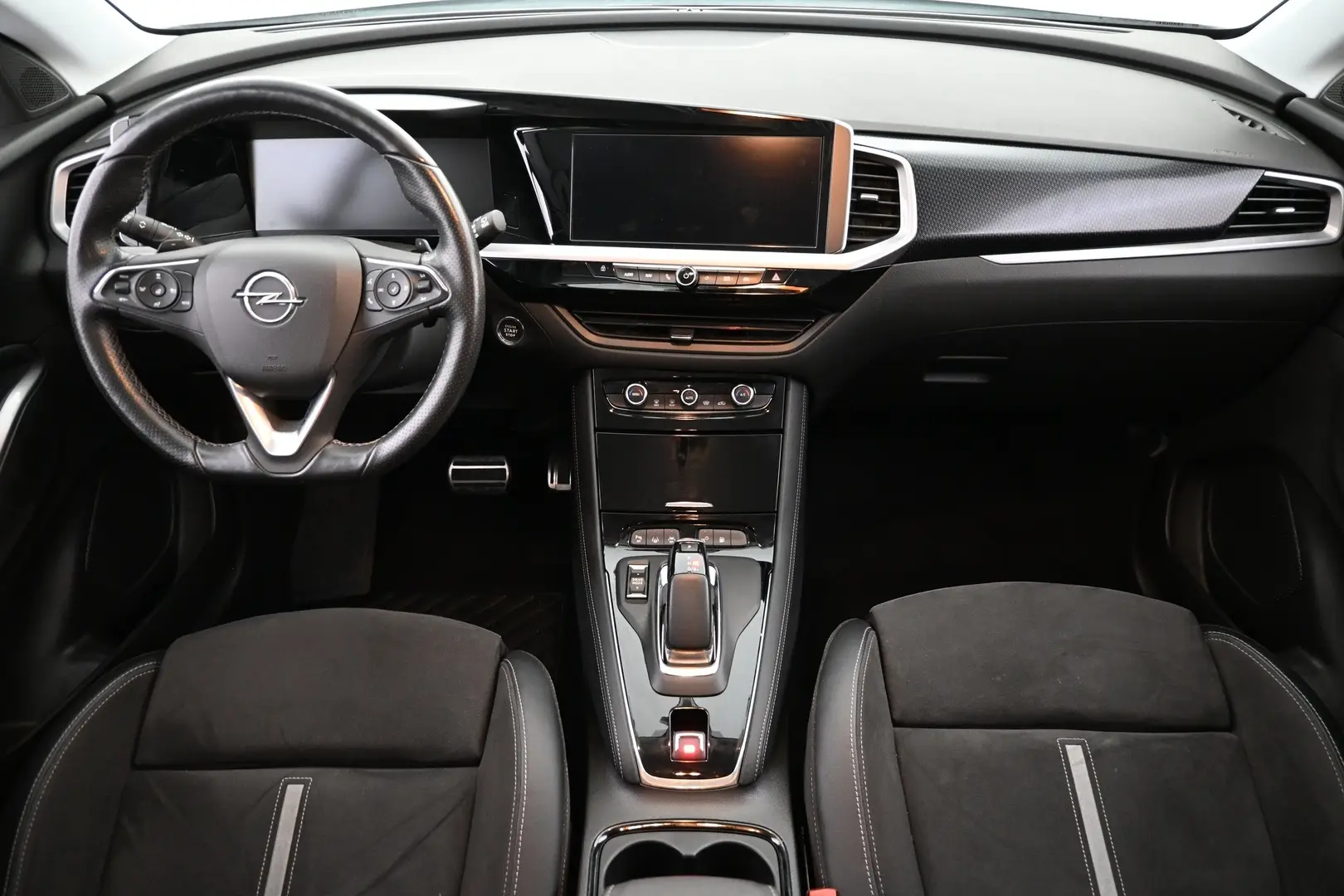 Car Image - 3aAV3CzFKXn978546ojnGV