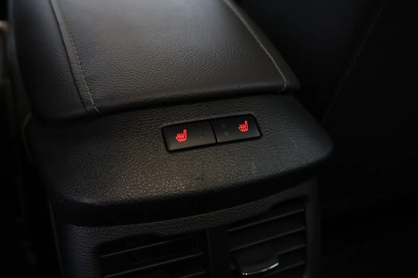 Car Image - 1NT8XPmdfDV97CmfzfgYyG