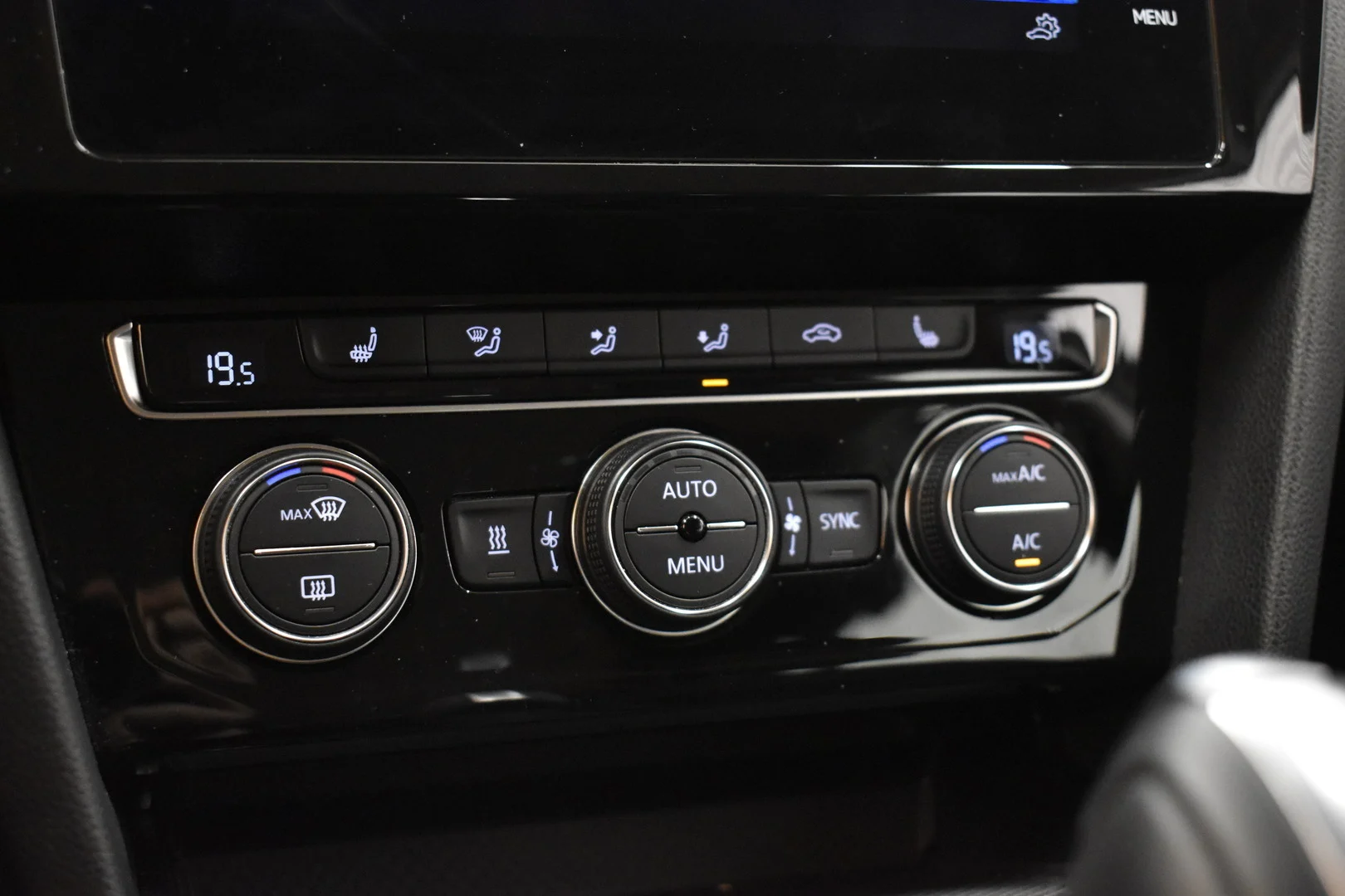 Car Image - 4Rt1DUpGFxG4oEleBe2OEO