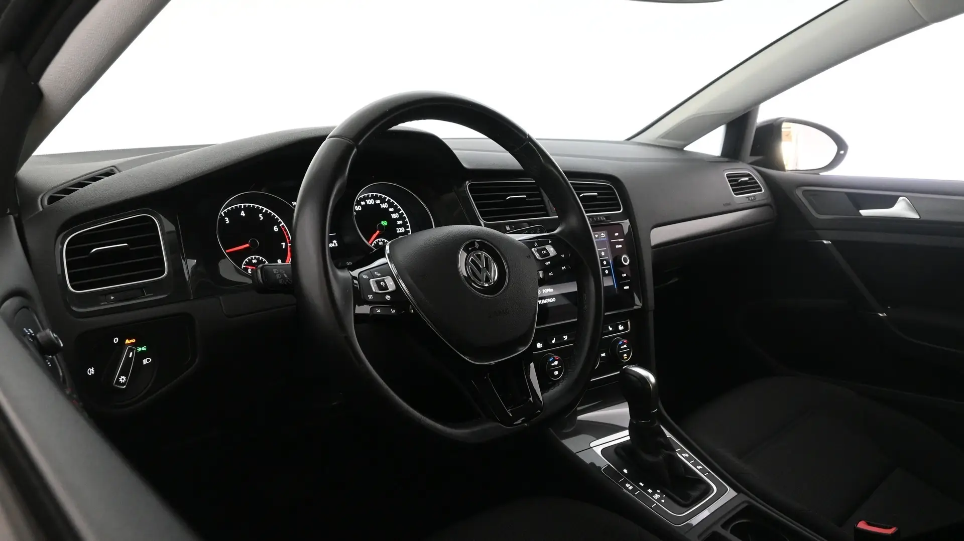Car Image - 2dwuXVmYSqwrSziaGtvie1