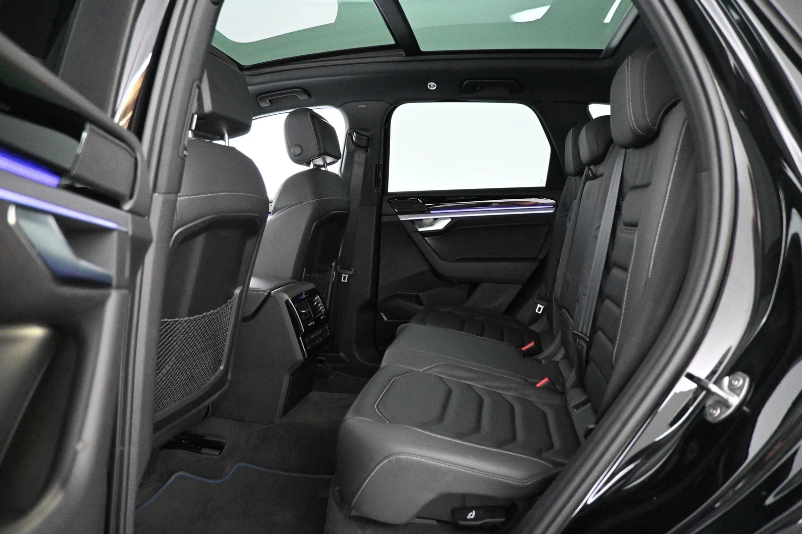 Car Image - wvnwtuucSVeP86wI0NqV1