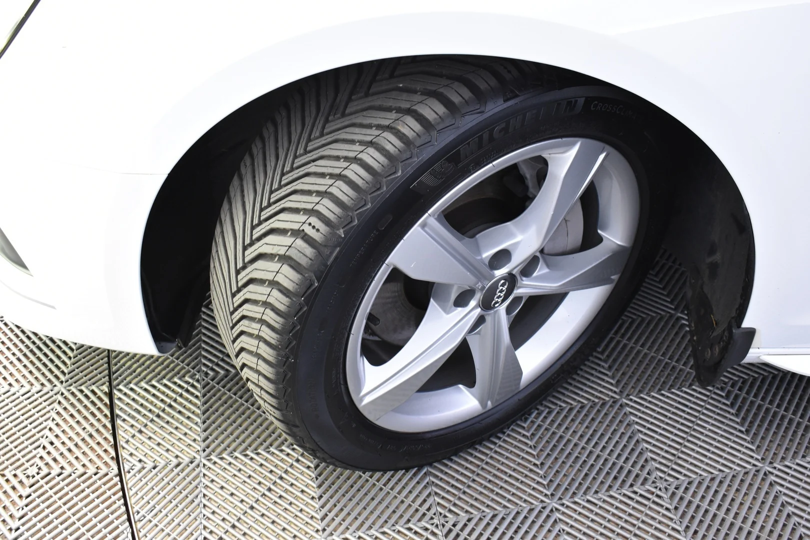 Car Image - 6q4tkmHY222PzfJ0SzI4Cd
