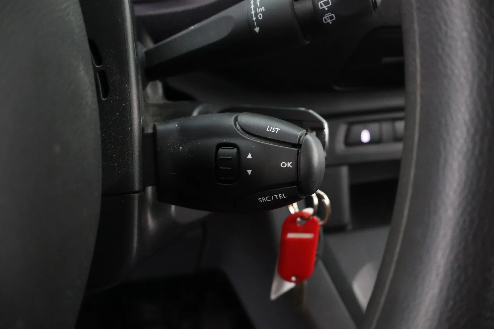 Car Image - 4UnZHeE6bGyqPTZ8dUOwpf