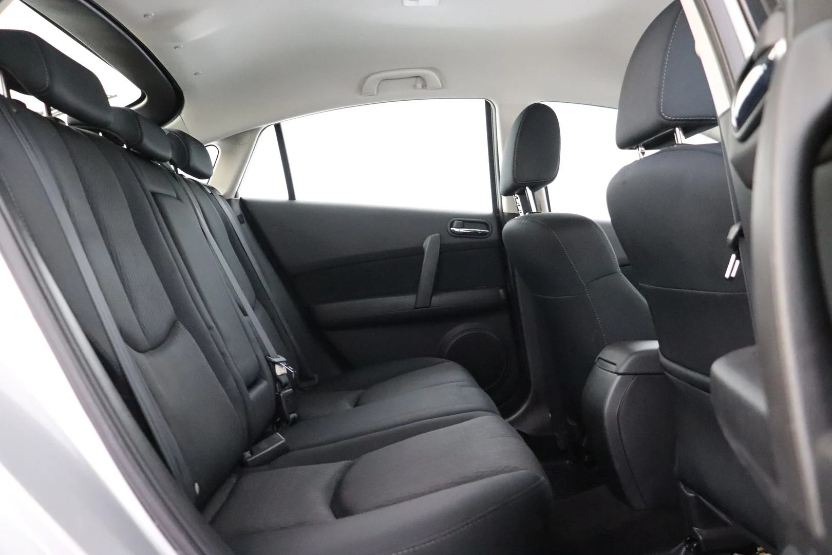 Car Image - 2PR89tnD9Ifop46yZSgsuf