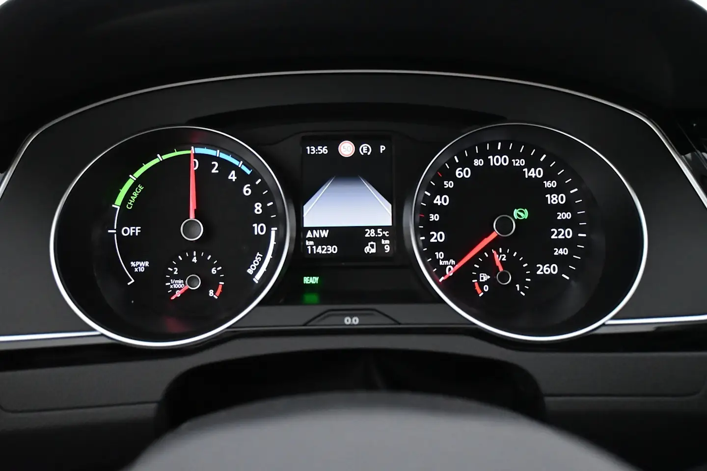 Car Image - 8kGxcLbiKsuuko8EVU7Yu