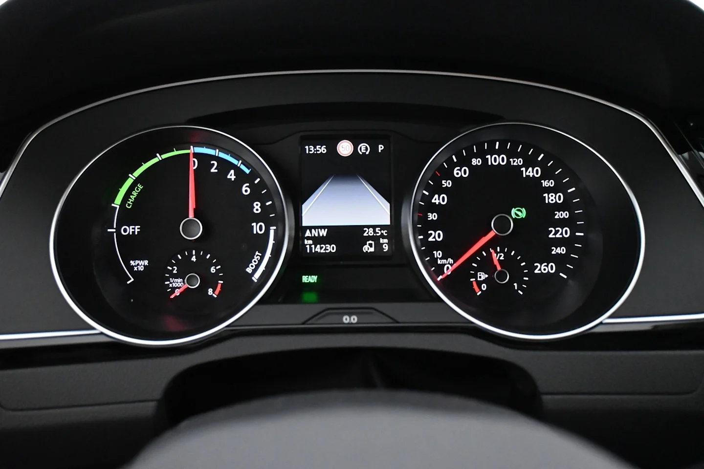 Car Image - 8kGxcLbiKsuuko8EVU7Yu
