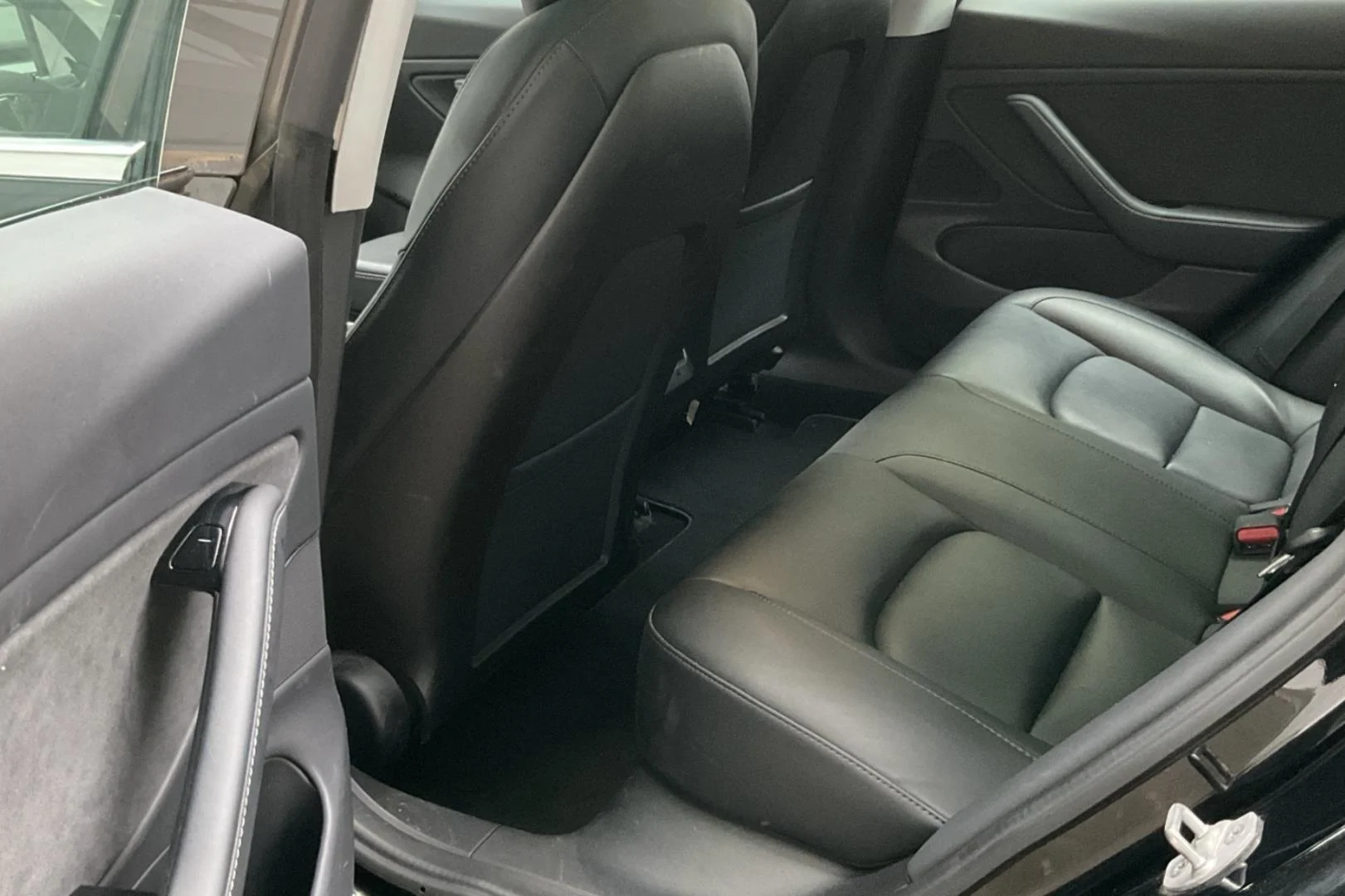 Car Image - 3E8uzNklk5xn38b7FgqYWz