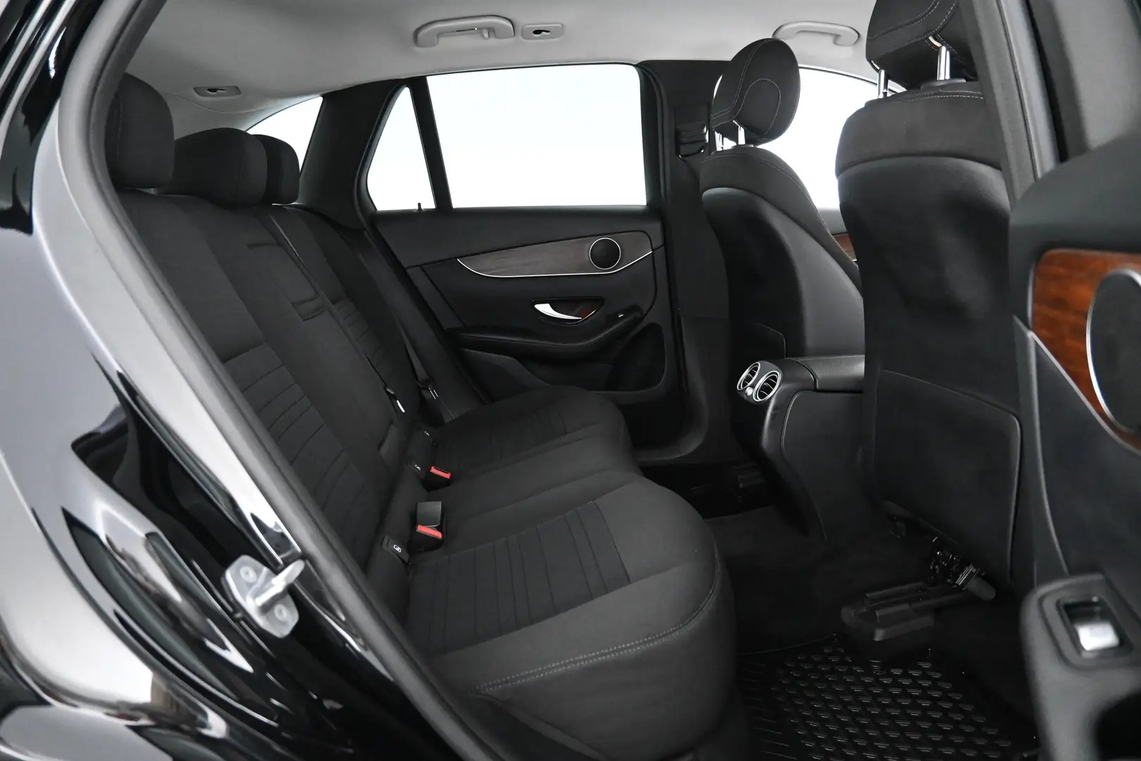 Car Image - 6dVAVa2QdXAyjtUO5Q7m2l