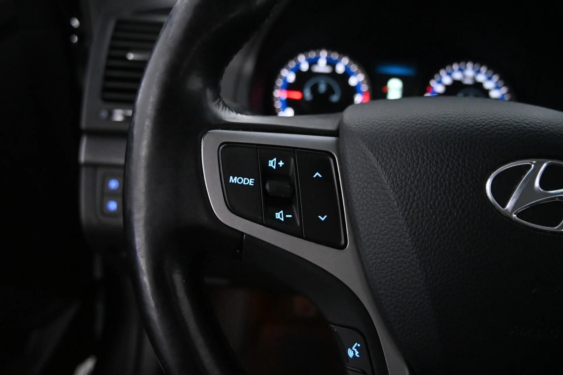 Car Image - 1BUHpLlNqVI8daQgQnX4av