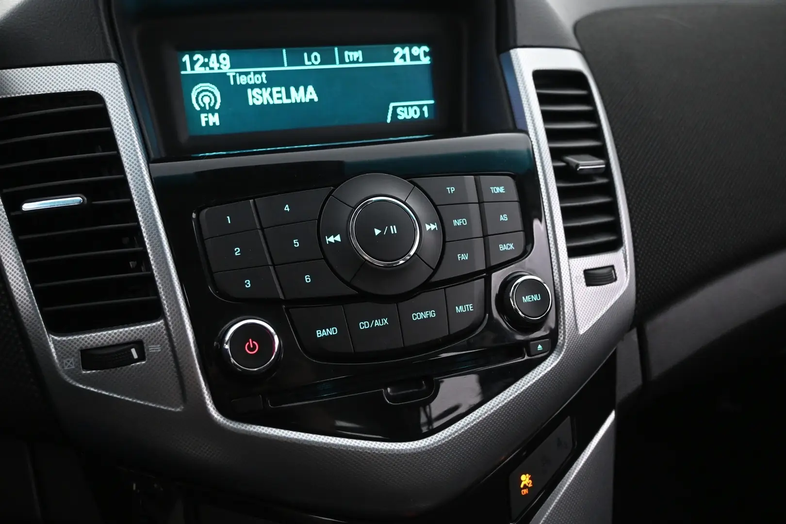 Car Image - yCn4Pn2T88Da9Fnkmt7YL