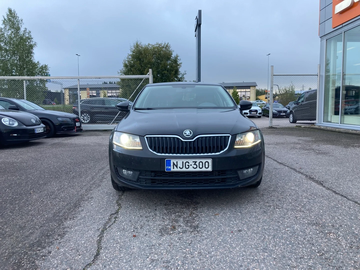 Car Image - 2PlcGWJnfCls91GQPLr1Sg