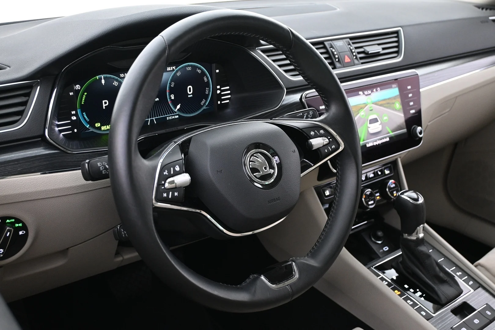 Car Image - oDLuDpchD0KMGrIewqj9K