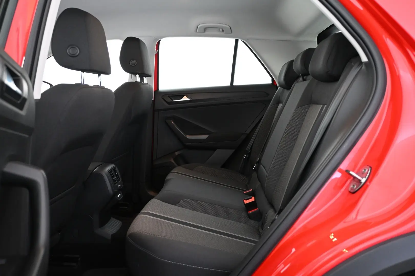 Car Image - 1aHYKO0f1gTQdjNEaCkgut