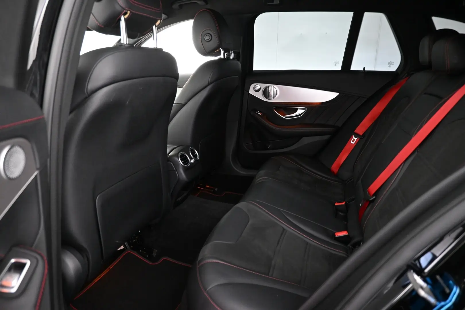 Car Image - ghV4Pdp4vPHql7ponLNp7