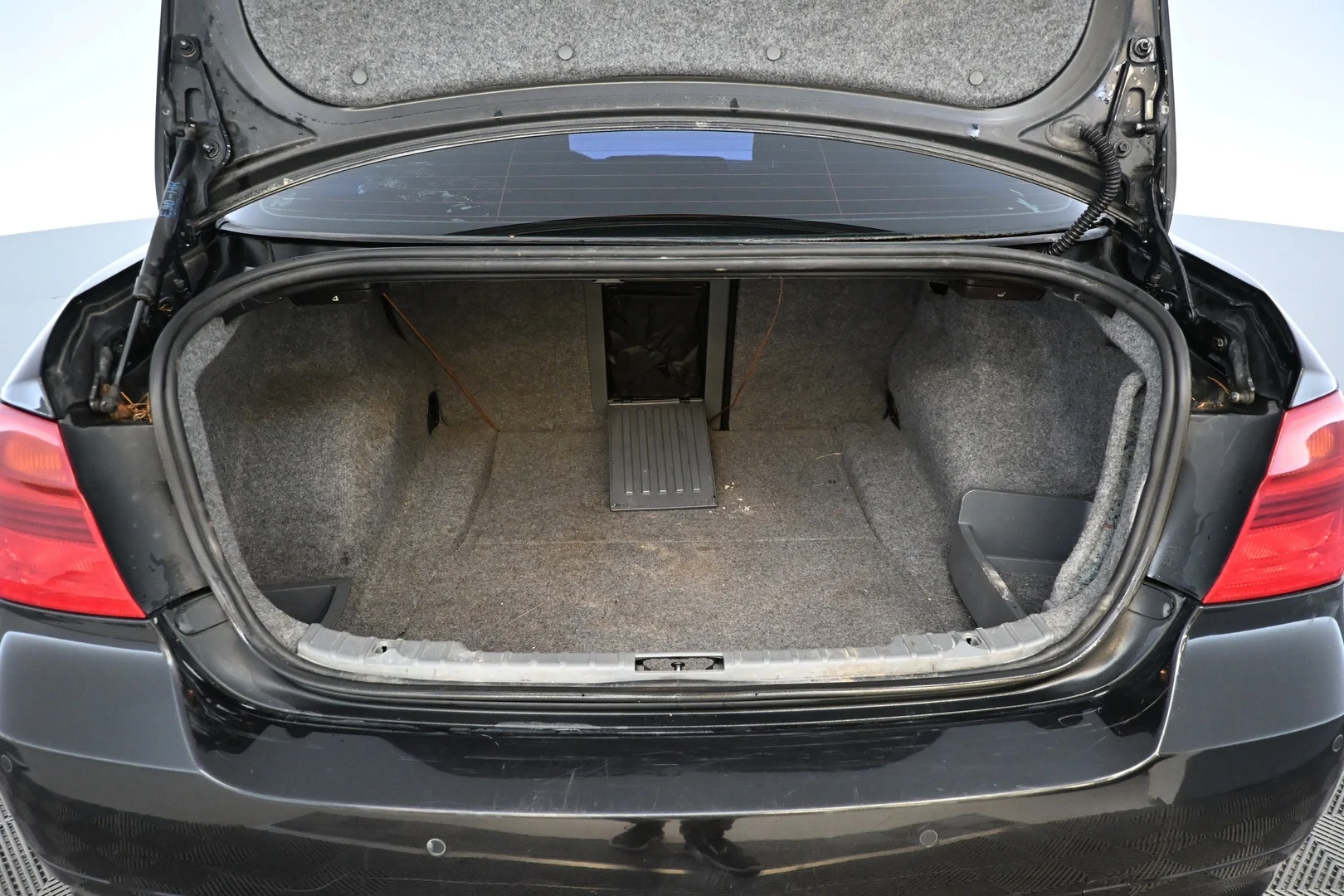 Car Image - 6dFES65mhaOZkrBVf2lWR