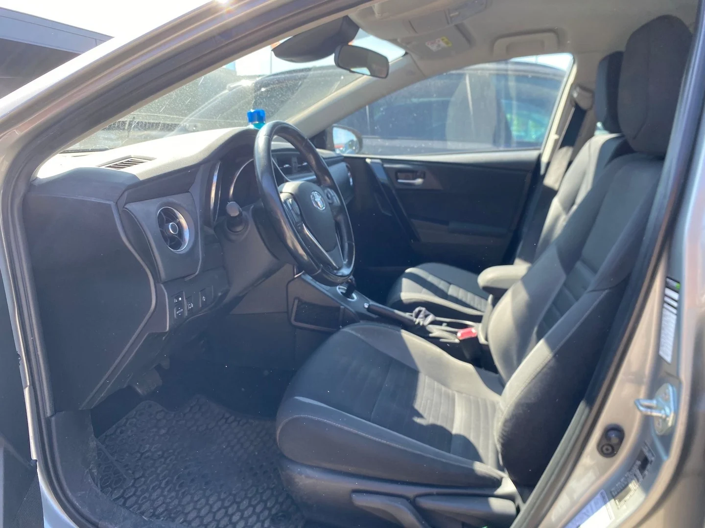 Car Image - Hzj0bomH2LjFnAo9ciY5D