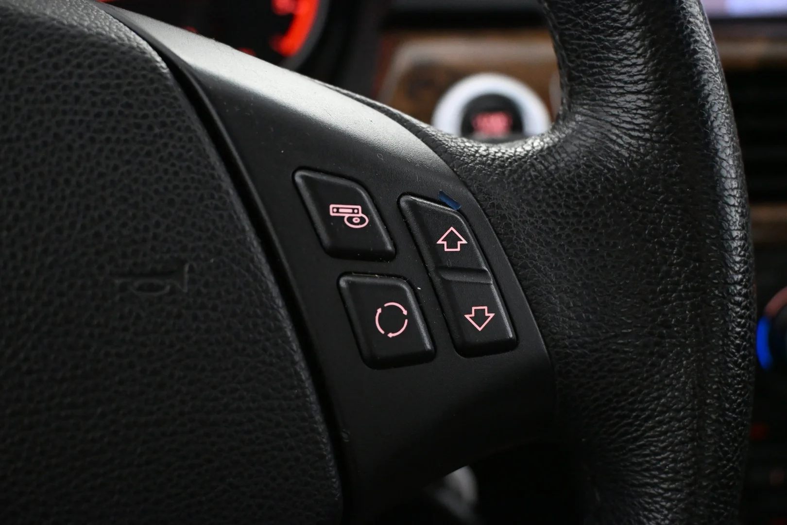 Car Image - 5aQrmACu9DiSFlFJOfBXc7