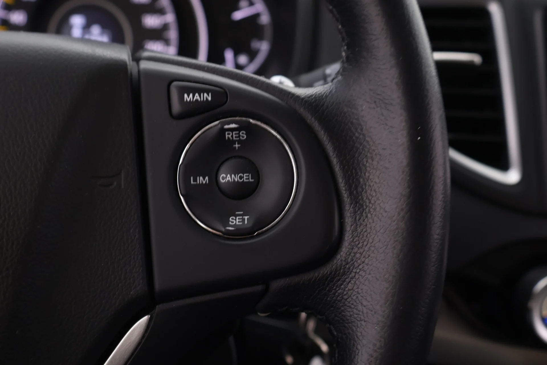 Car Image - 5ORMbkLvxXZwdlfPPVx7gV