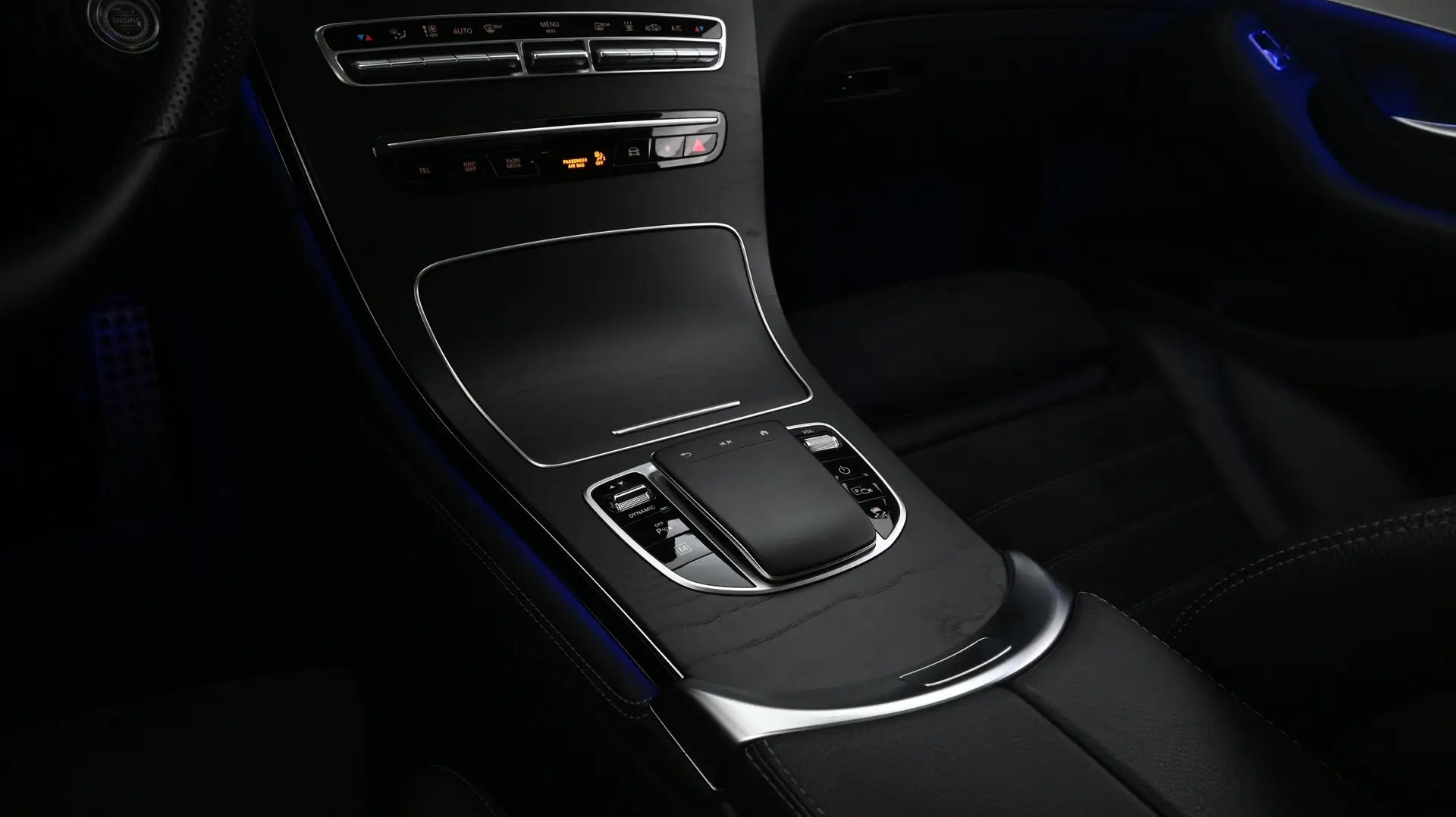 Car Image - 7hJKispz1JWmzM5OSZVHaC
