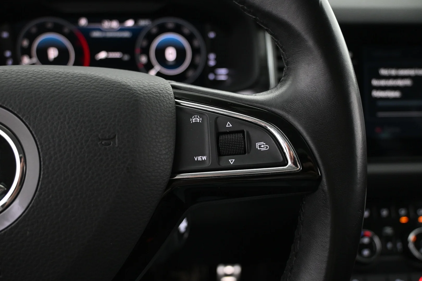 Car Image - X4K9VTFlATEatl3WGinxz