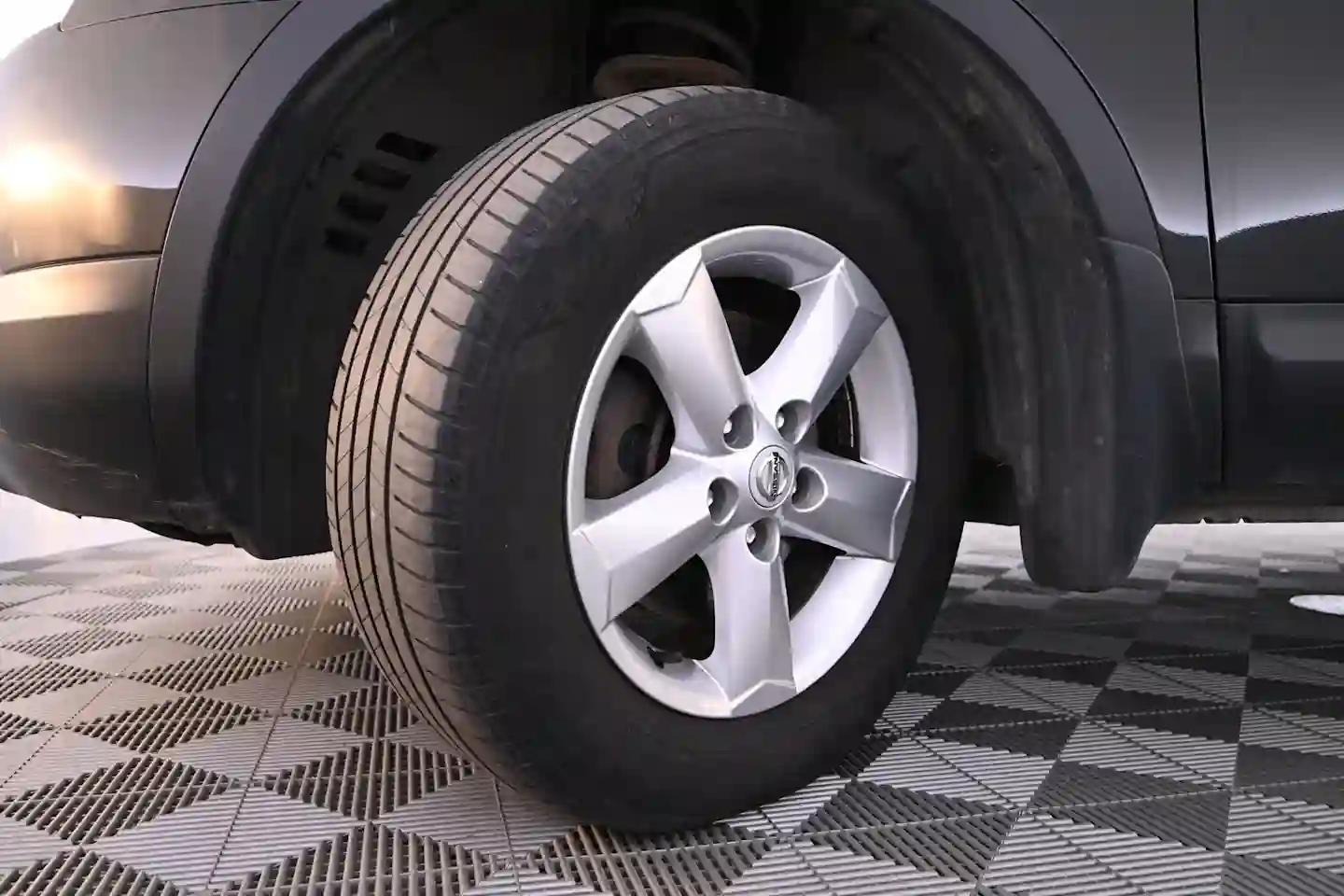 Car Image - 5Iq8XVcoJ3NDA5CDxuiECu