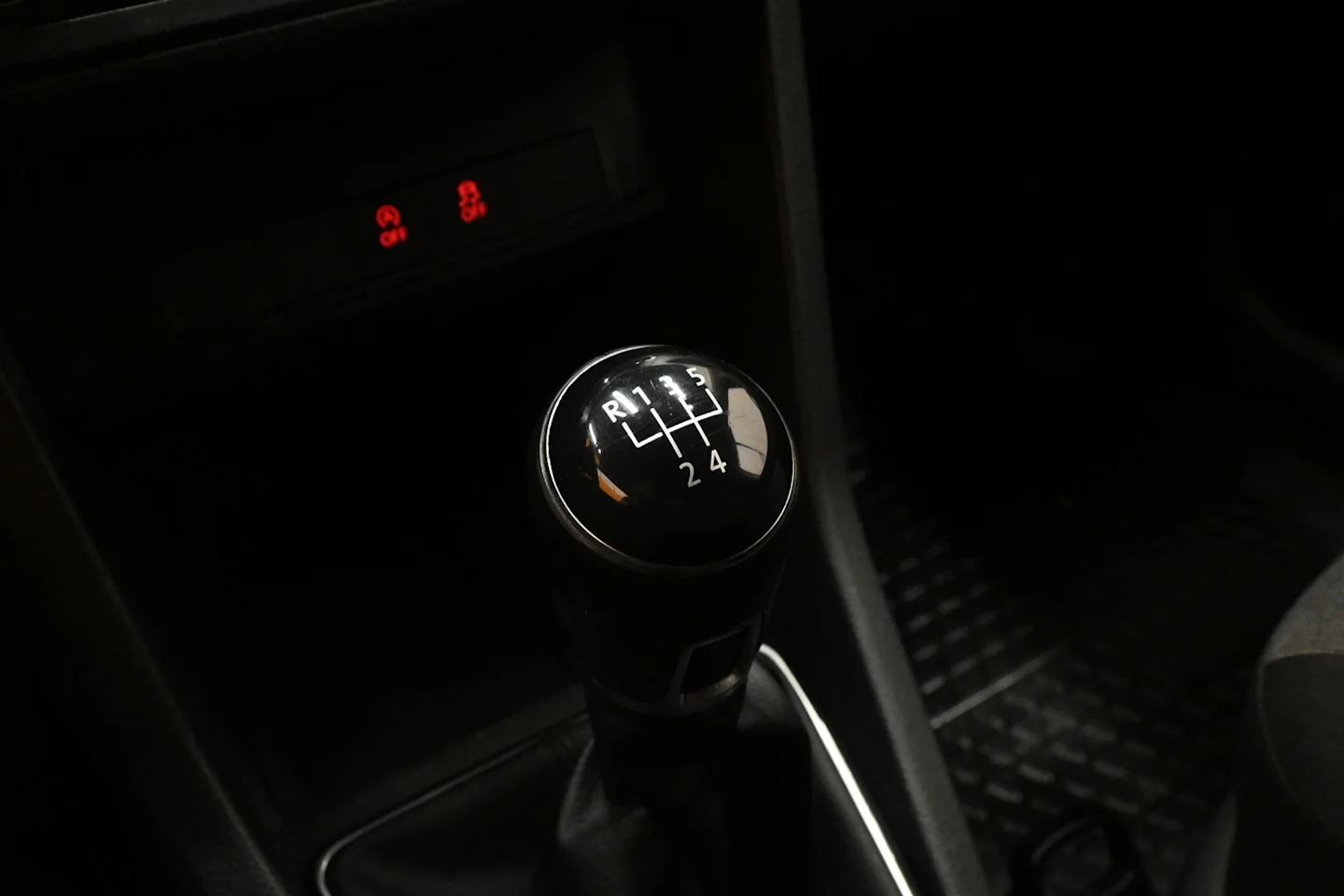Car Image - 5XmVxg6HH3X0umIGFa4bEf