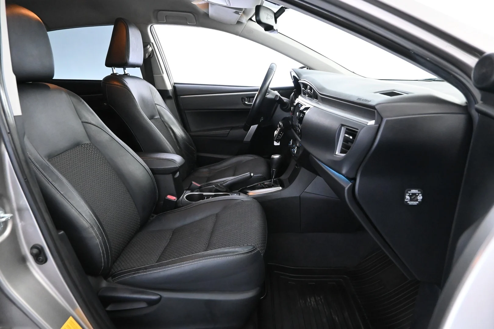 Car Image - 3JcoVYw82m2JYzKZxVXE43