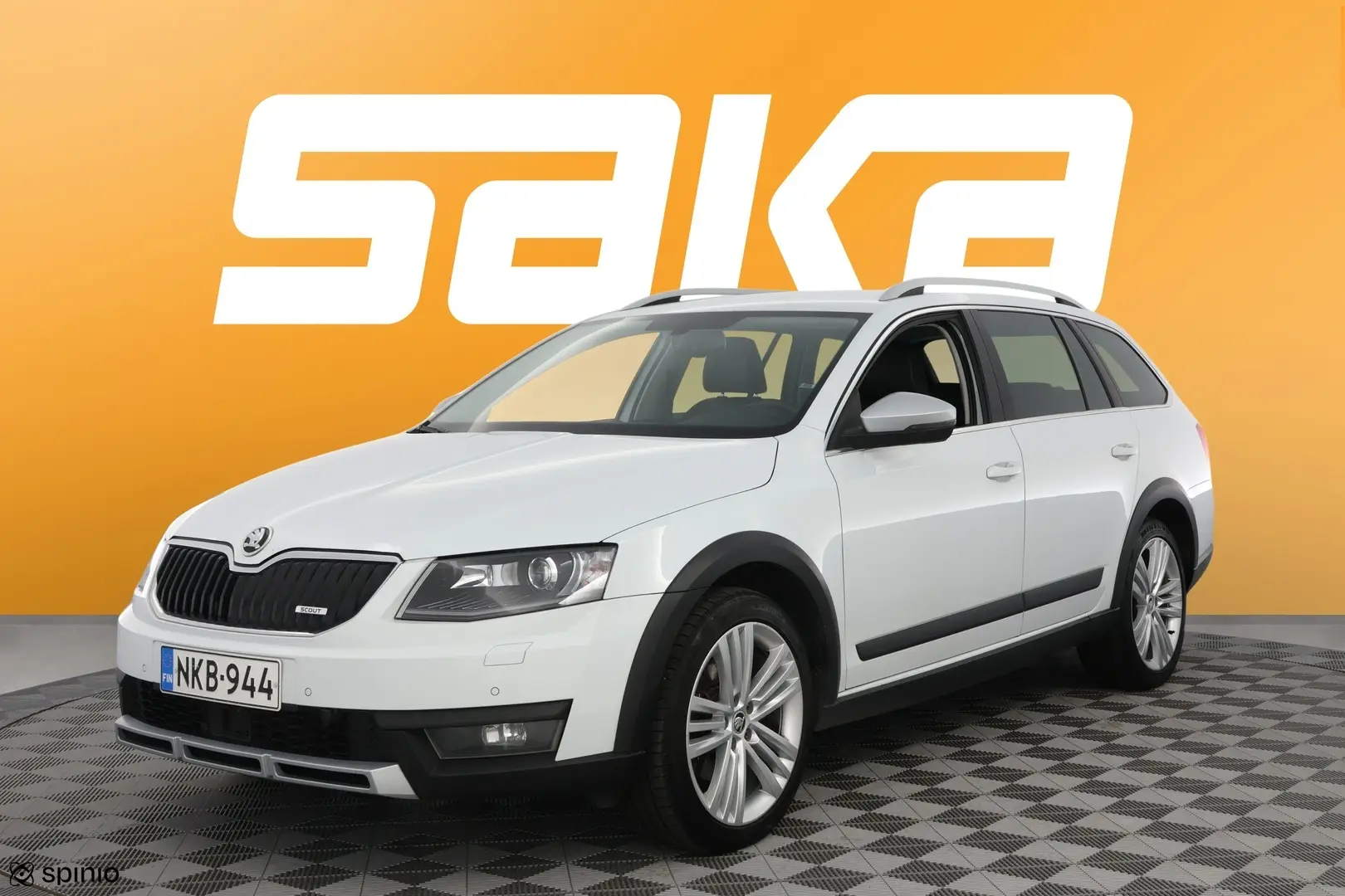 Car Image - 4E8UZeSECFeKmjN55c1yDm