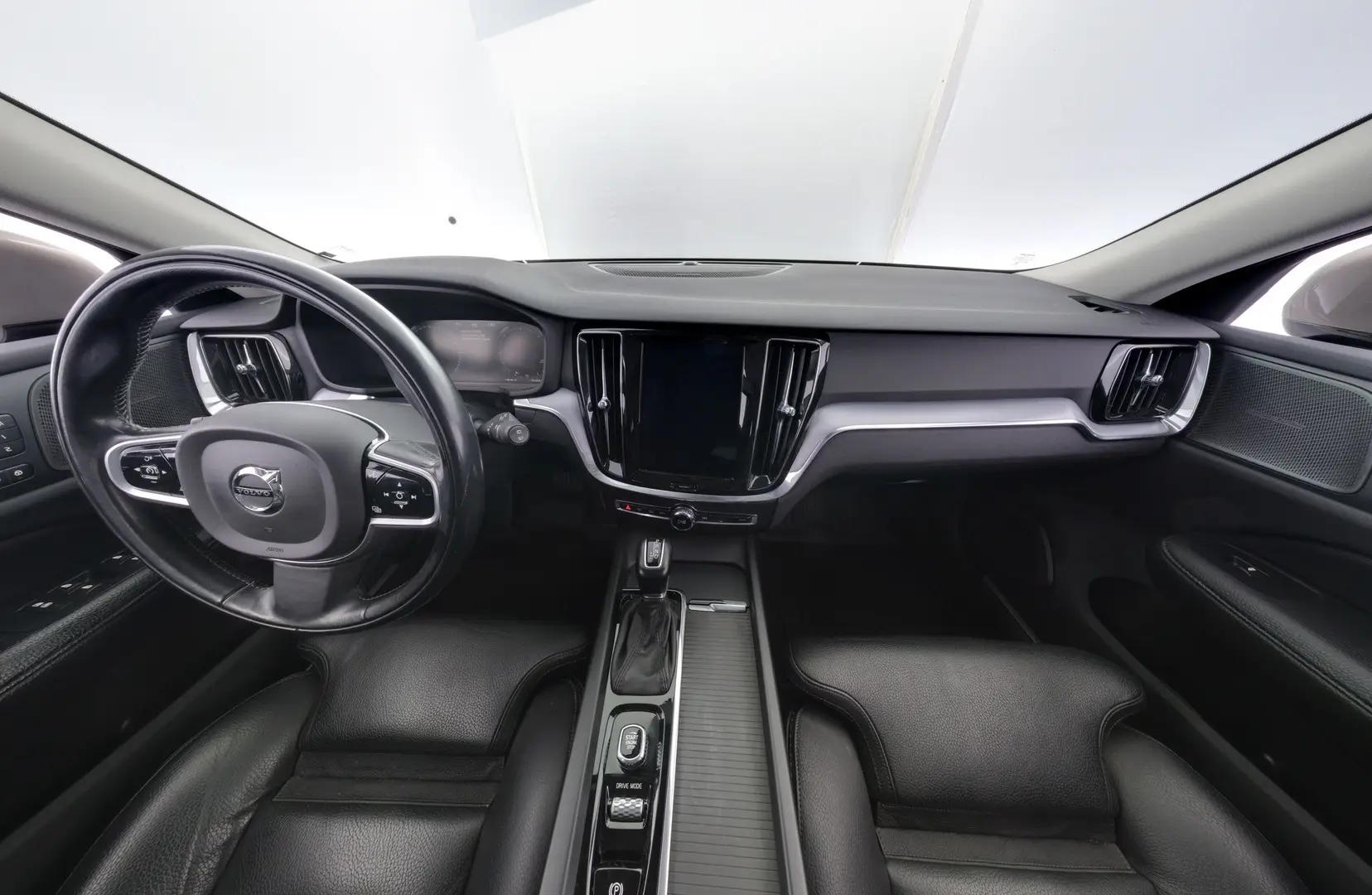 Car Image - zxYRzFAHdHN8ONIIRShCw