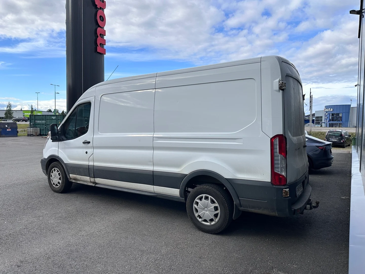 Car Image - 2B7CHOI7peS27dpu8MDtwg