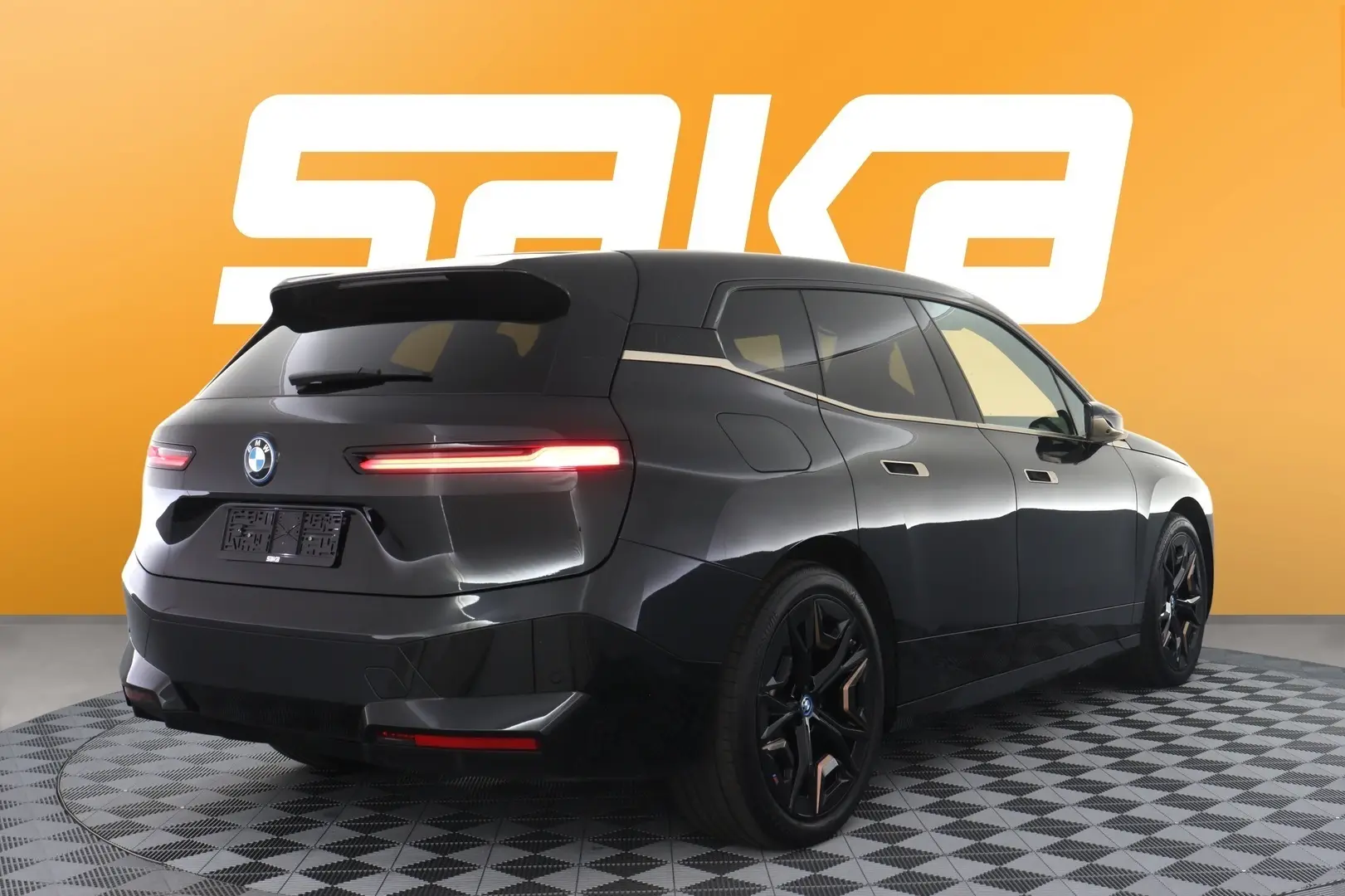 Car Image - 4abqGdMRsVcAjWln3XlB3M
