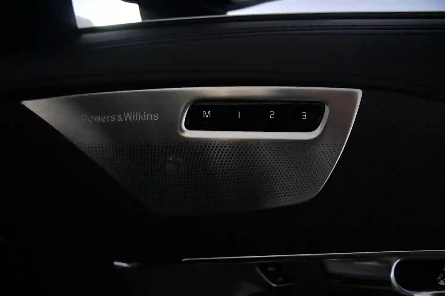 Car Image - 60AjwsUXT6zgZrcHPcfuCD