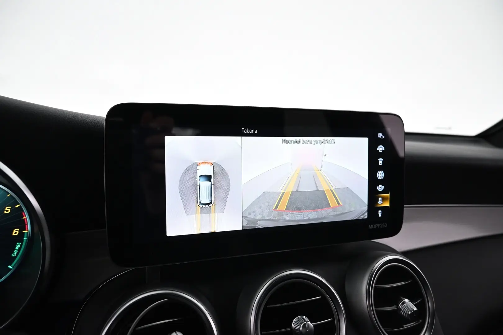 Car Image - 26r4CCzIWbsvgK97i25dRS