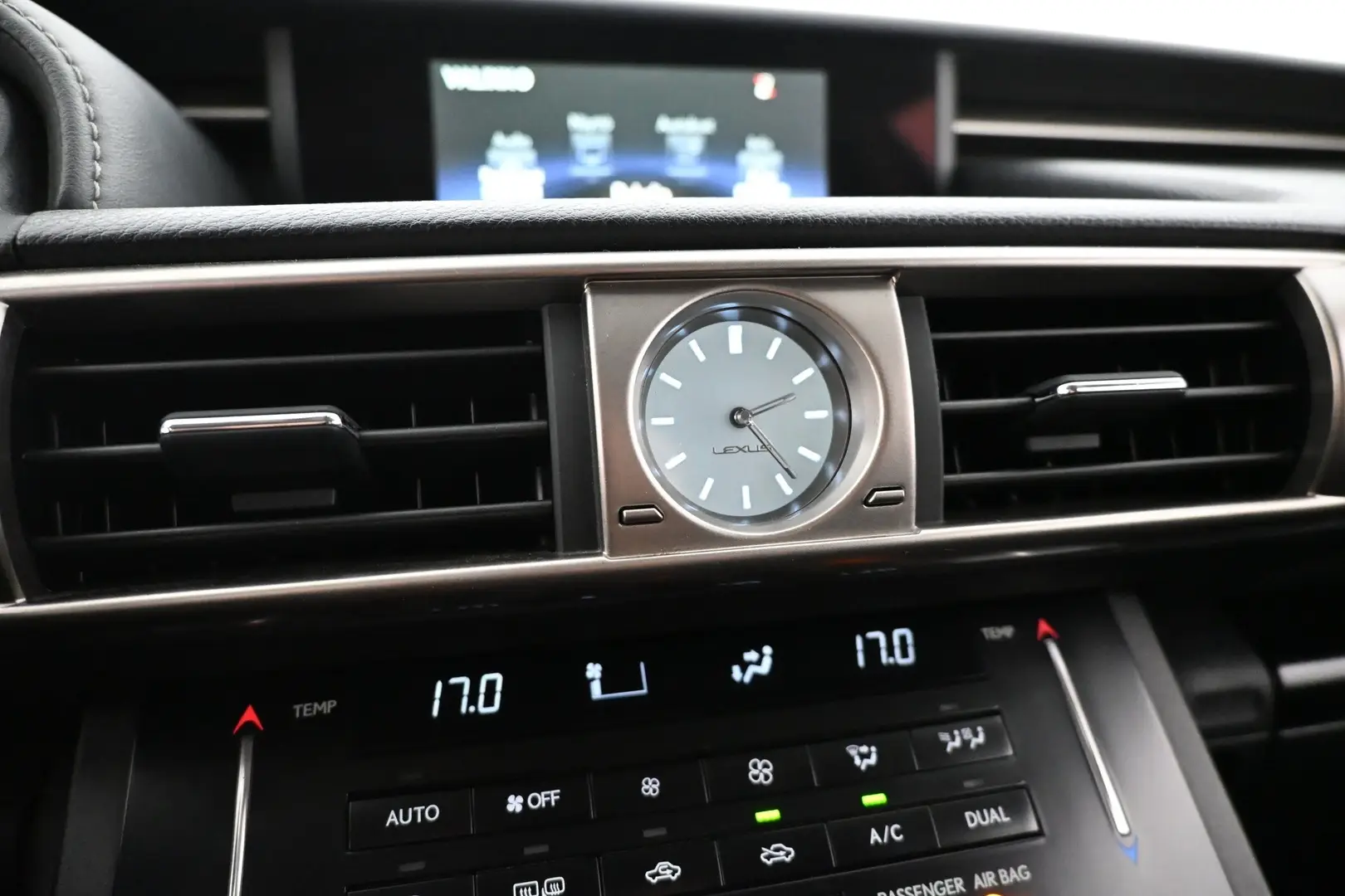 Car Image - 4lfQB3mO3gS1PAb1aFEYYR