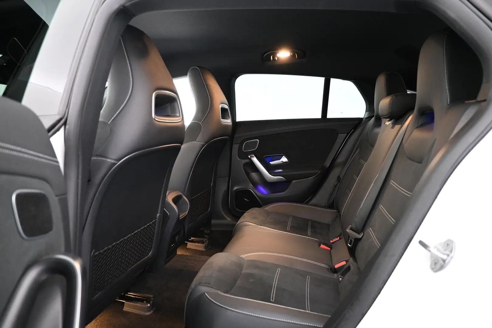 Car Image - 7rHjMQd6D6kDluwDMwBryG