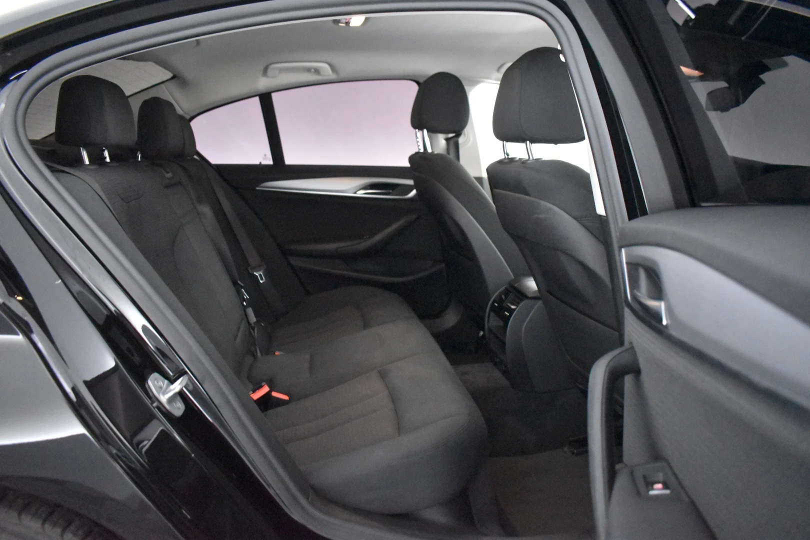 Car Image - 6sycJkNvqSIYGwMBgSZtEU